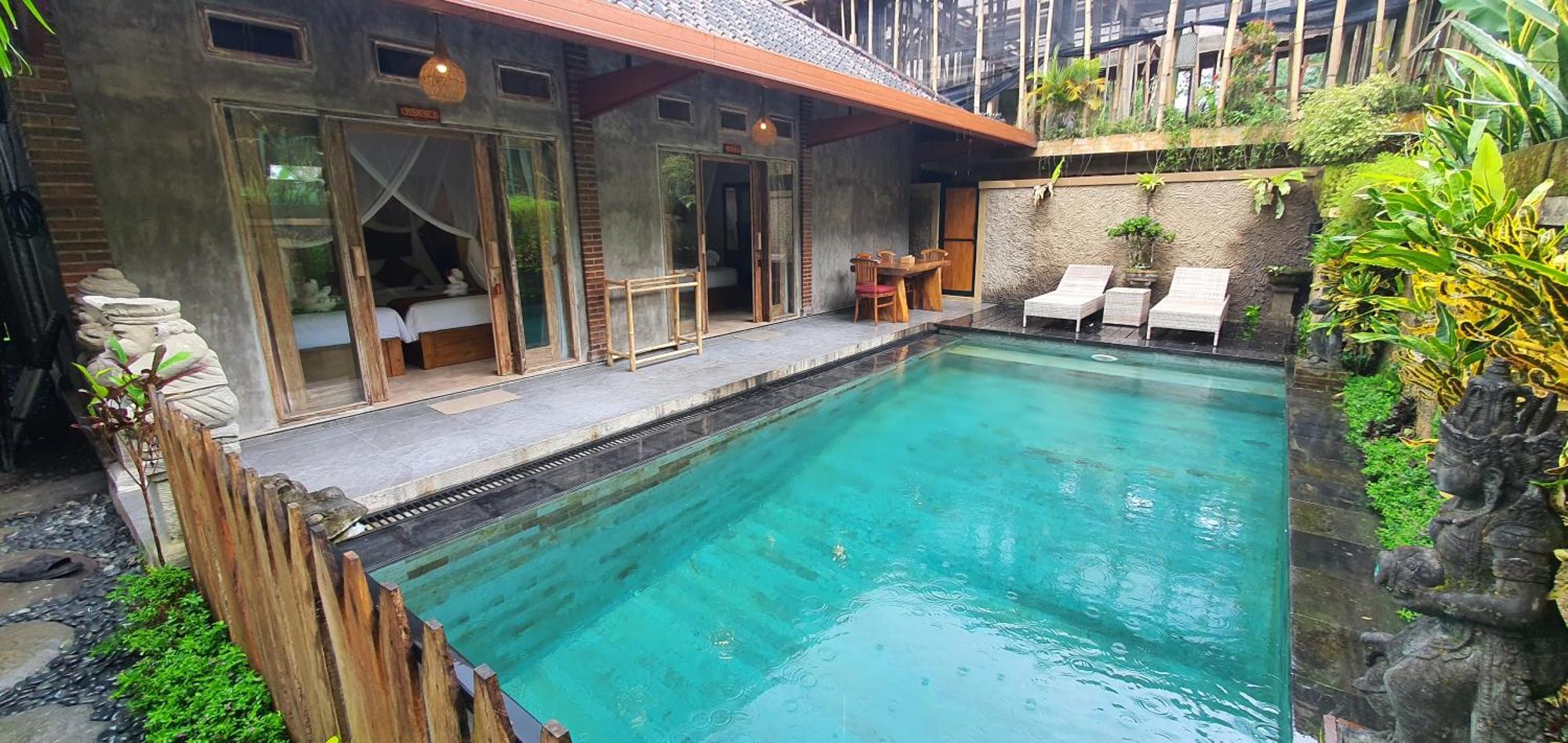 Prayatna * Ubud
